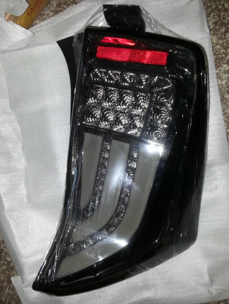 PRIUS LED TAIL LIGHT 